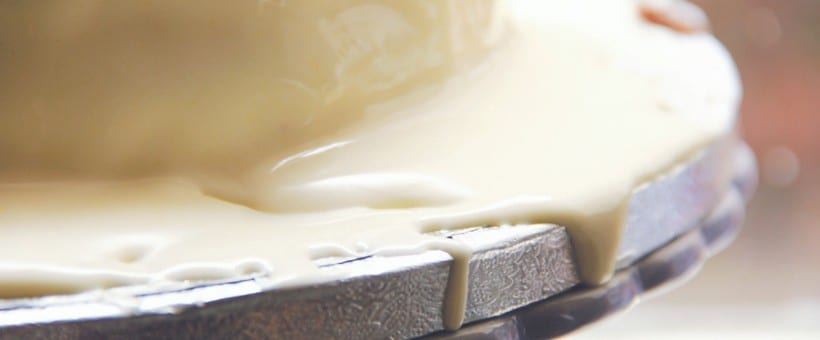 glaseado de mantequilla derretido